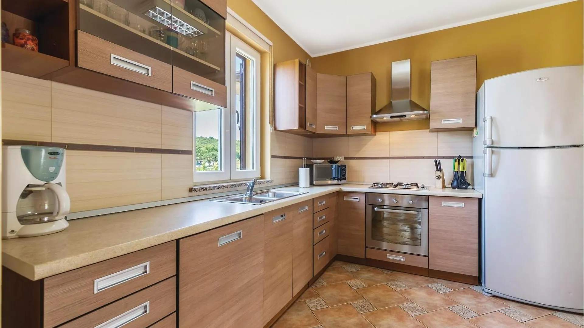 3 Bedroom Gorgeous Home In Putini Sorici