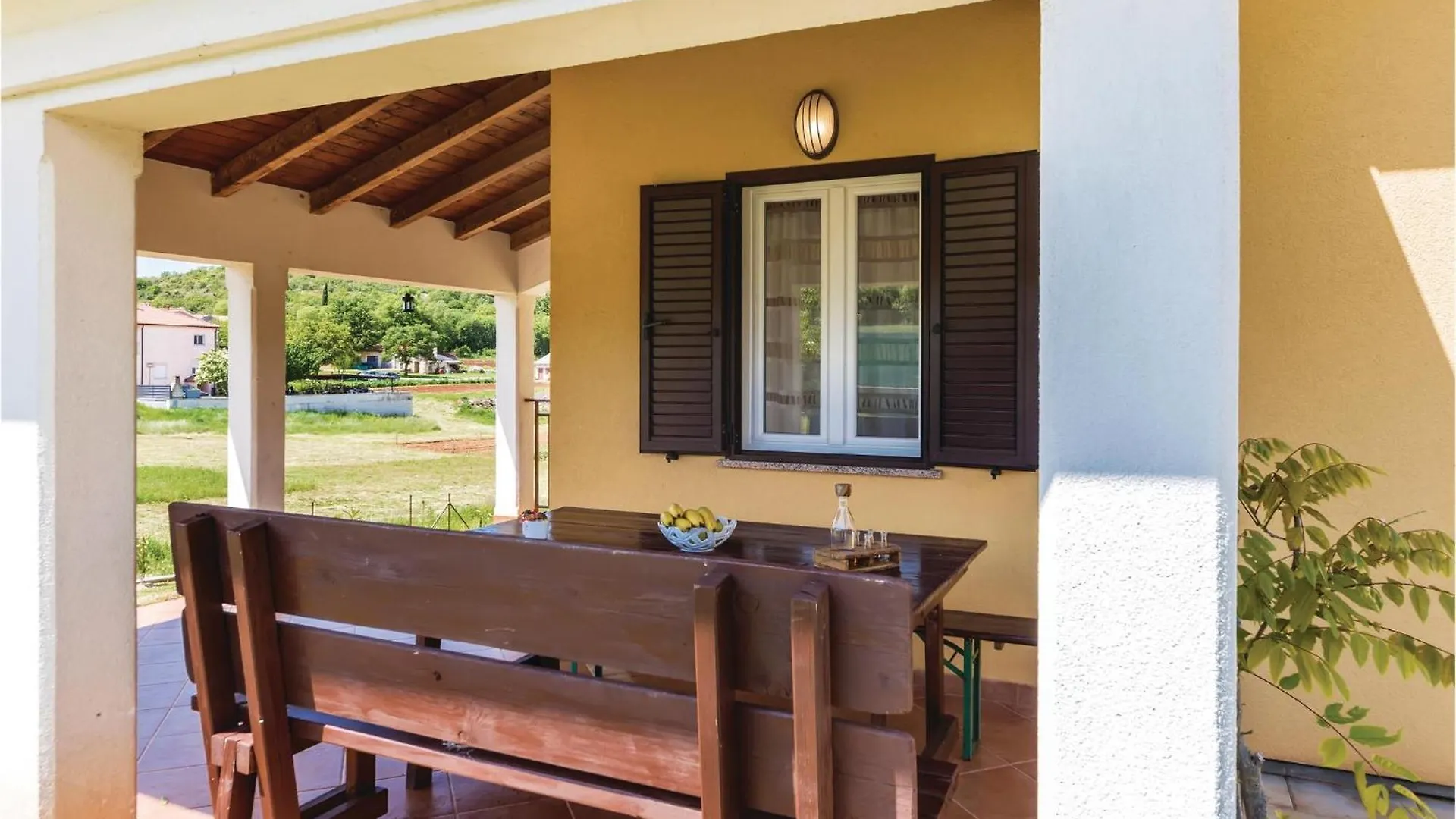 3 Bedroom Gorgeous Home In Putini Sorici Holiday home